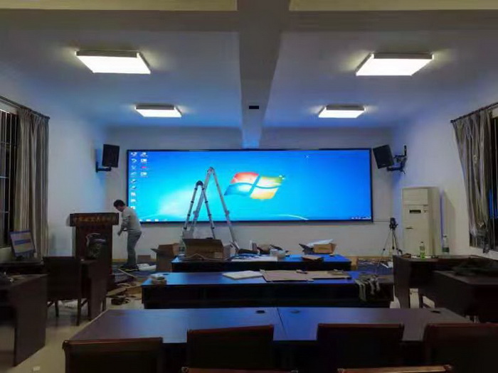 室内led显示屏