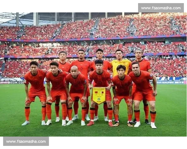 国足选帅开启年轻化转型,东亚杯启用过渡教练组