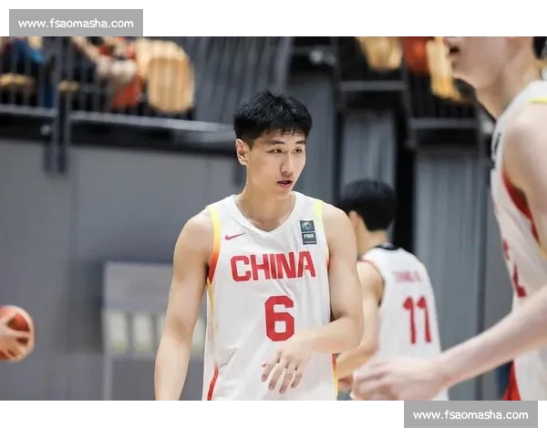 崔新泉高效 14+4 助率队取胜 能攻善传尽显全能身手